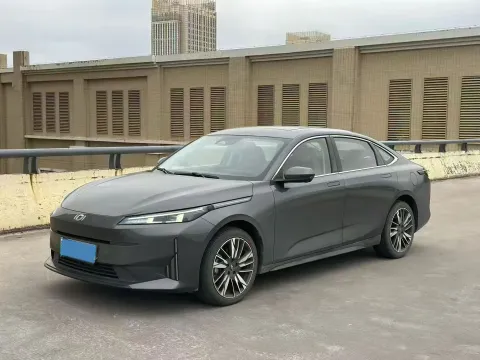 2025 CHANGAN QIYUAN A05,autocango,china used car exporter,china ev exporter,chinese used car exporter,chinese used ev exporter