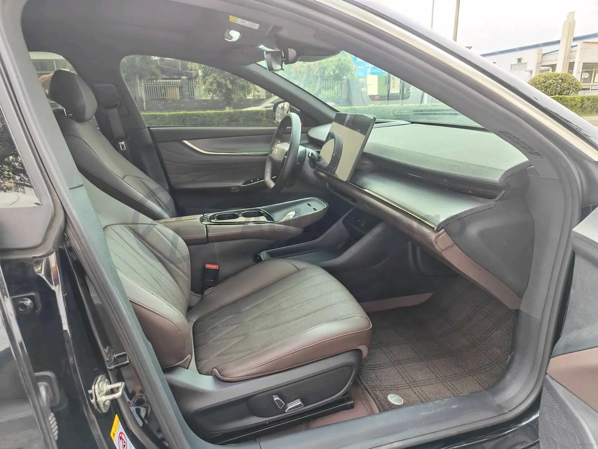 2025 ChangAn QiYuan A07 REEV 98HP REEV 28.4KWH,autocango,china used car exporter,china ev exporter,chinese used car exporter,chinese used ev exporter
