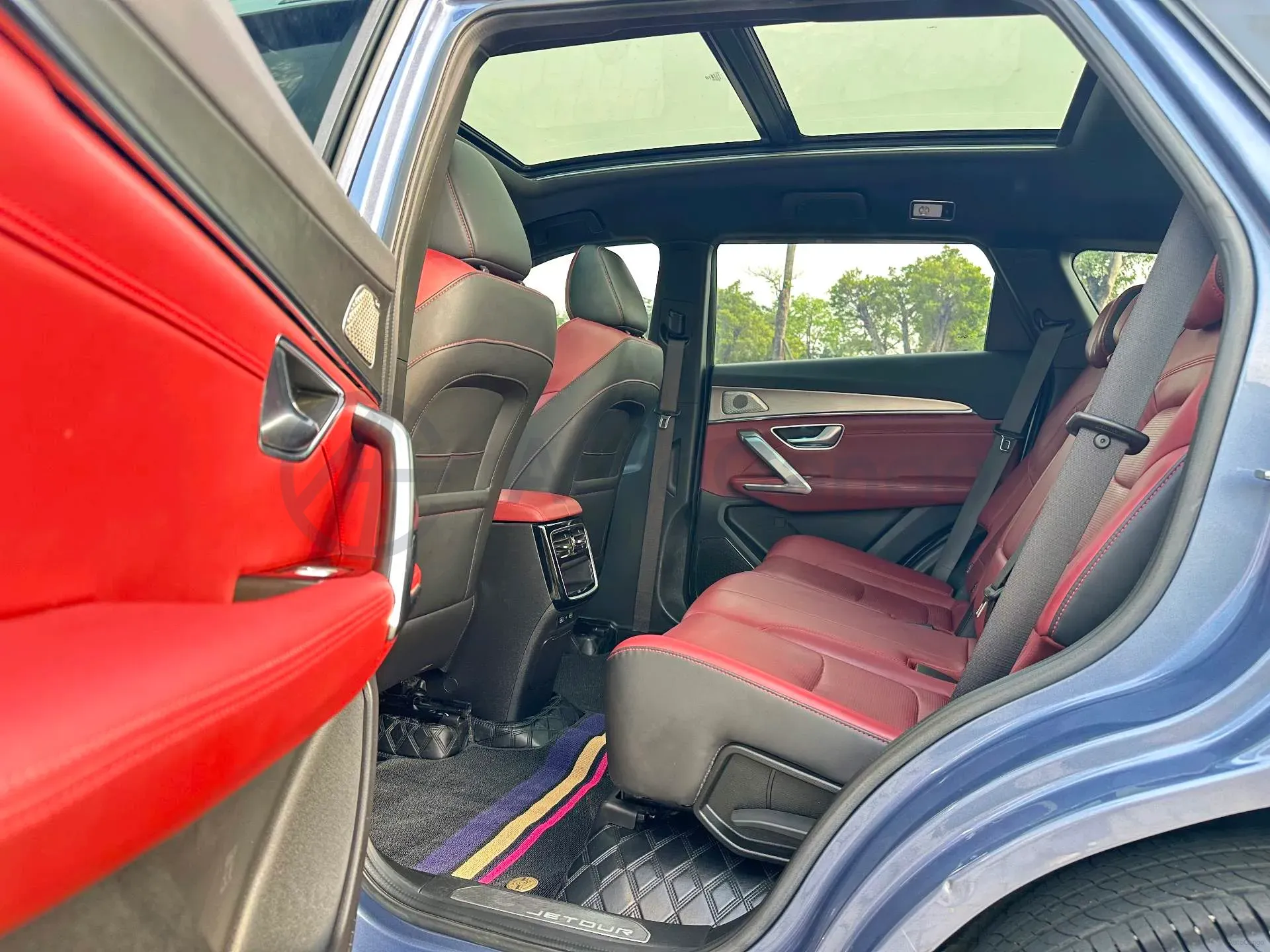 2021 Jetour X70 Plus 1.6T 197HP L4 7DCT,autocango,china used car exporter,china ev exporter,chinese used car exporter,chinese used ev exporter