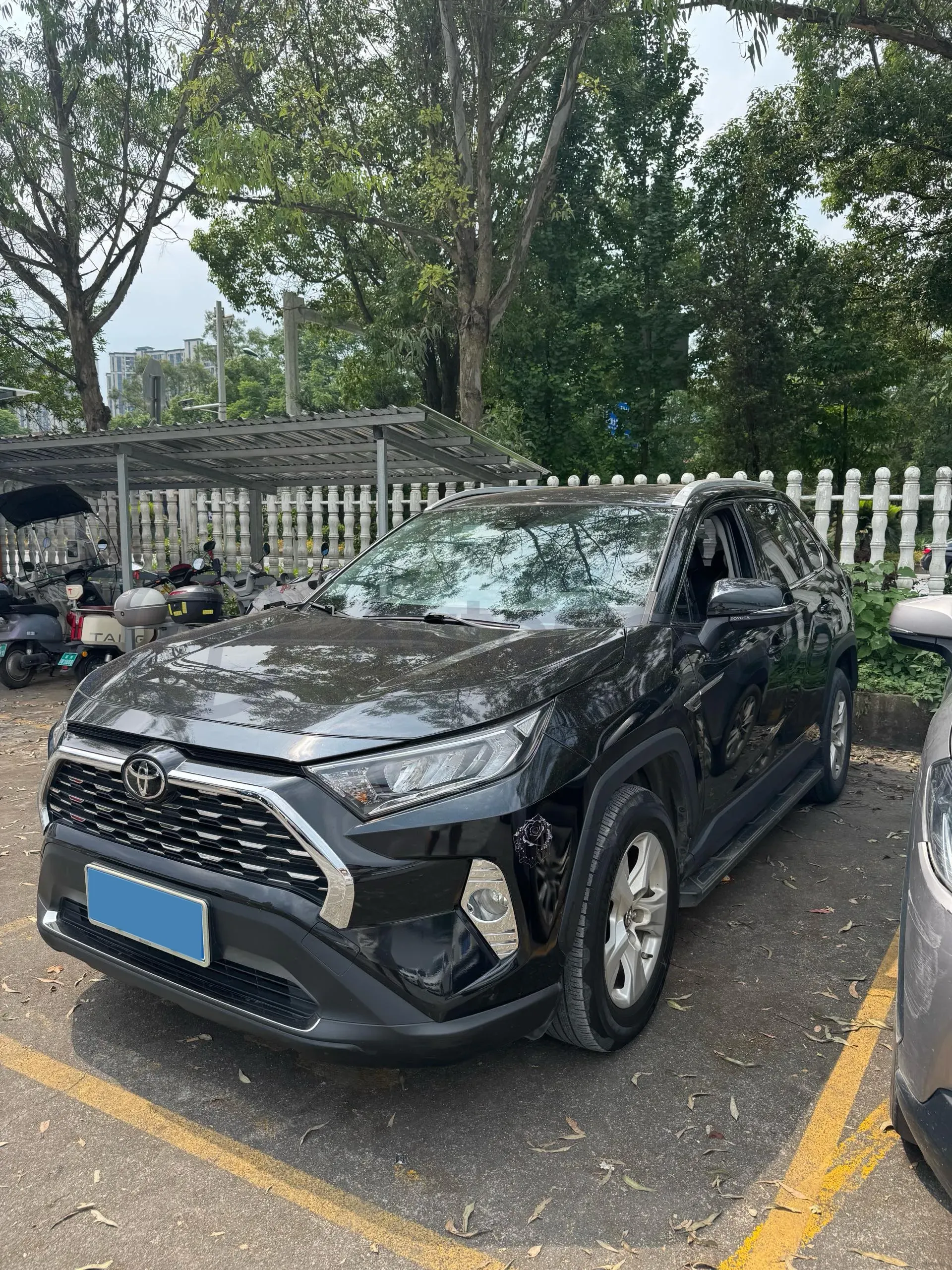 2022 Toyota RAV4 2.0L 171HP L4 CVT,autocango,china used car exporter,china ev exporter,chinese used car exporter,chinese used ev exporter