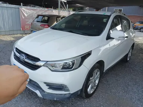 2017 FAW JUMPAL D60,autocango,china used car exporter,china ev exporter,chinese used car exporter,chinese used ev exporter