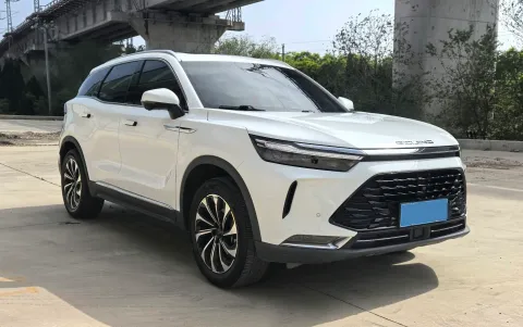 2022 BeiJing Auto X7 1.5T 188HP L4 7DCT