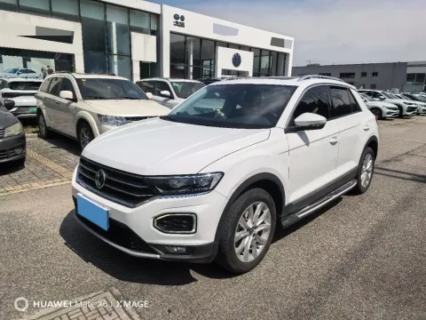 2021 VOLKSWAGEN T-ROC,autocango,china used car exporter,china ev exporter,chinese used car exporter,chinese used ev exporter