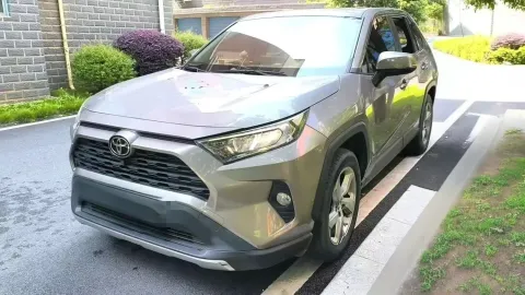 2021 TOYOTA RAV4,autocango,china used car exporter,china ev exporter,chinese used car exporter,chinese used ev exporter