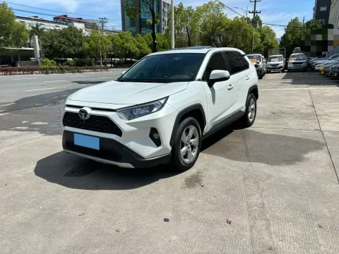 2023 TOYOTA RAV4,autocango,china used car exporter,china ev exporter,chinese used car exporter,chinese used ev exporter