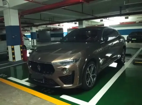 2020 MASERATI LEVANTE,autocango,china used car exporter,china ev exporter,chinese used car exporter,chinese used ev exporter