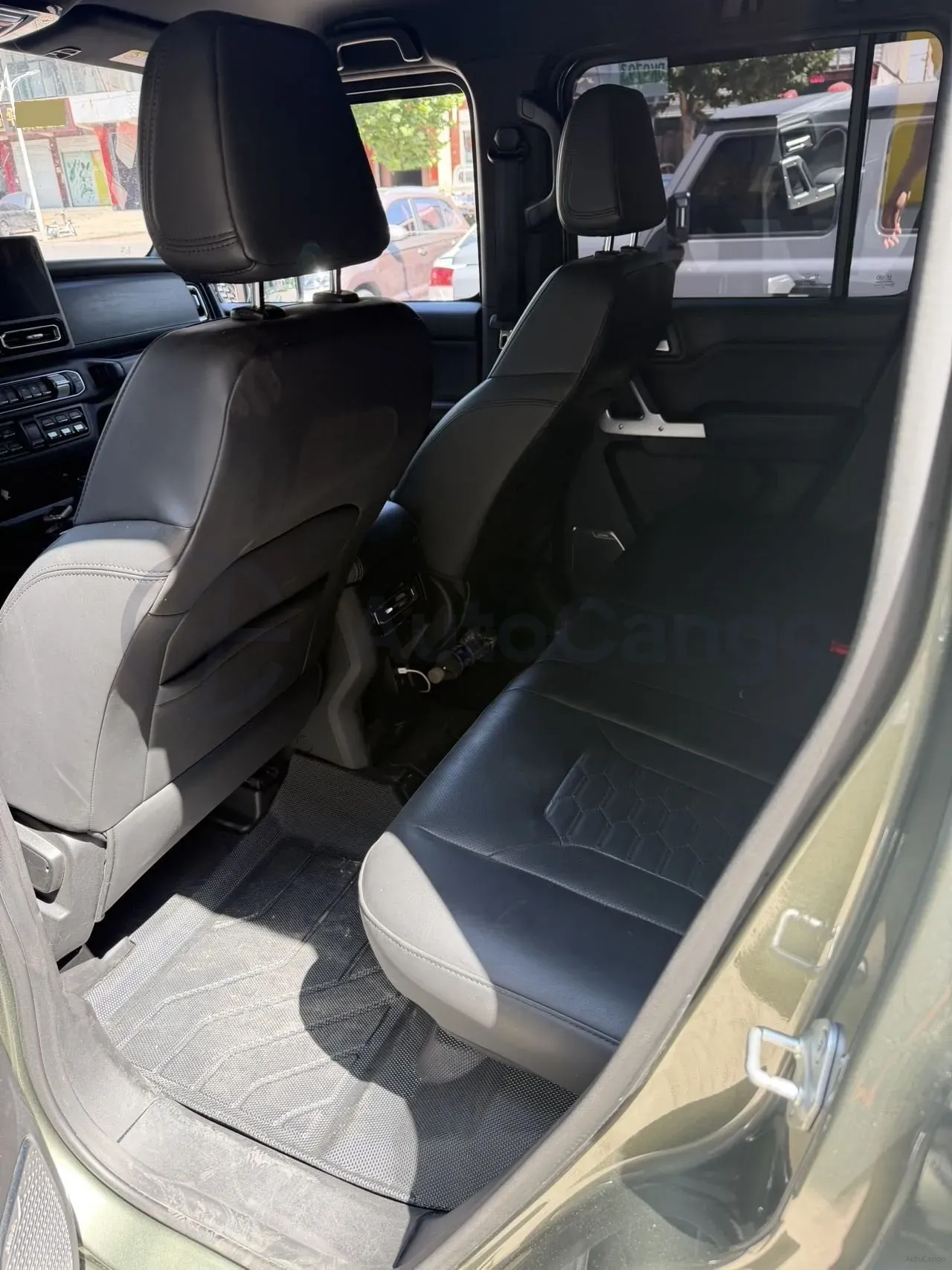 2024 212 212 T01 2.0T 252HP L4 8AT,autocango,china used car exporter,china ev exporter,chinese used car exporter,chinese used ev exporter