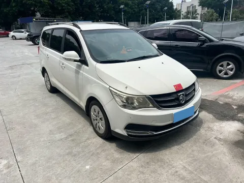 2016 BaoJun 730 1.5L 112HP L4 5MT,autocango,china used car exporter,china ev exporter,chinese used car exporter,chinese used ev exporter