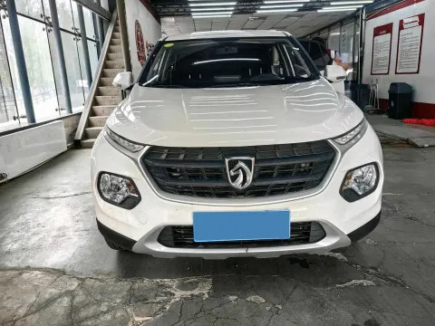 2021 BaoJun 510 1.5L 99HP L4 6MT,autocango,china used car exporter,china ev exporter,chinese used car exporter,chinese used ev exporter
