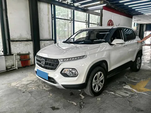 2021 BaoJun 510 1.5L 99HP L4 6MT,autocango,china used car exporter,china ev exporter,chinese used car exporter,chinese used ev exporter