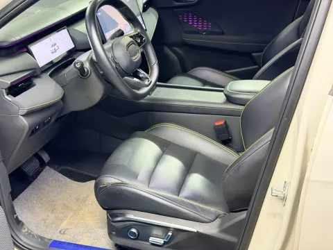 2025 LYNK&CO 06 1.5T 181HP L4 7DCT