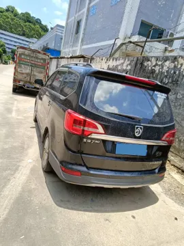 2016 BaoJun 730 1.5L 112HP L4 5MT,autocango,china used car exporter,china ev exporter,chinese used car exporter,chinese used ev exporter