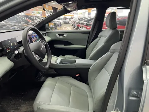 2026 Roewe D6 BEV