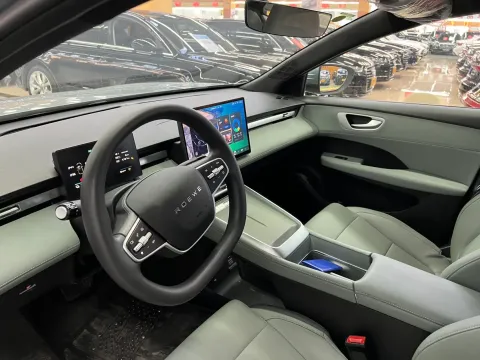 2026 Roewe D6 BEV