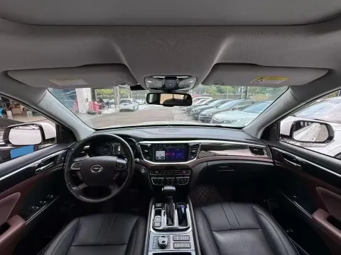 2017 GAC Trumpchi GS8 2.0T 201HP L4 6AT