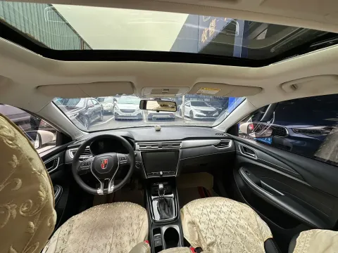 2019 Roewe i5 1.5L 120HP L4 CVT