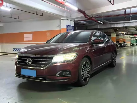 2019 VOLVO V40,autocango,china used car exporter,china ev exporter,chinese used car exporter,chinese used ev exporter