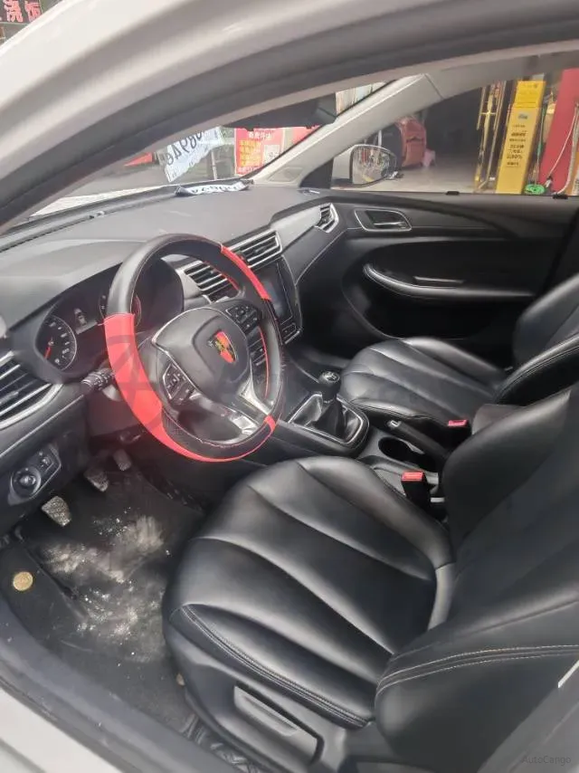 2019 Roewe i5 1.5L 120HP L4 5MT,autocango,china used car exporter,china ev exporter,chinese used car exporter,chinese used ev exporter