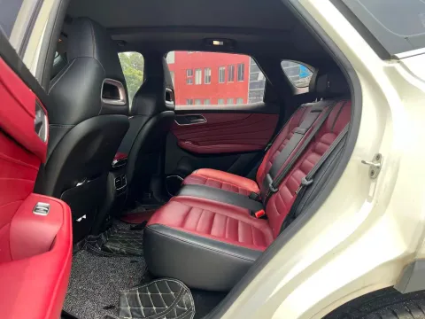 2019 MG HS 2.0T 231HP L4 6DCT