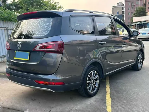 2021 BaoJun 730 1.5T 147HP L4 CVT,autocango,china used car exporter,china ev exporter,chinese used car exporter,chinese used ev exporter