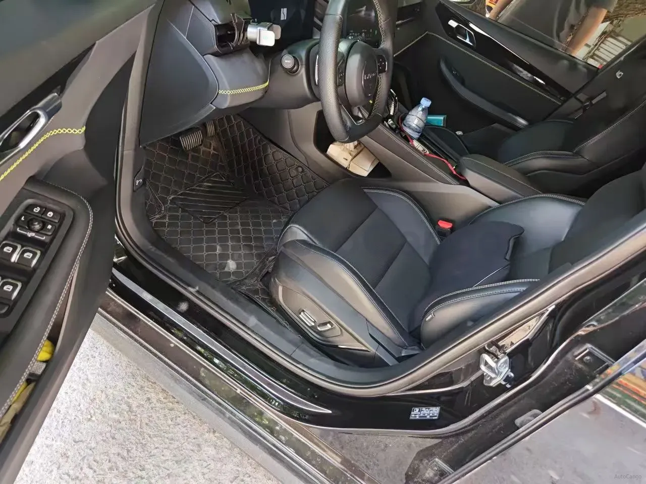 2023 LYNK&CO 03 2.0T 254HP L4 7DCT,autocango,china used car exporter,china ev exporter,chinese used car exporter,chinese used ev exporter