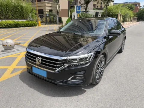 2019 VOLVO V40,autocango,china used car exporter,china ev exporter,chinese used car exporter,chinese used ev exporter