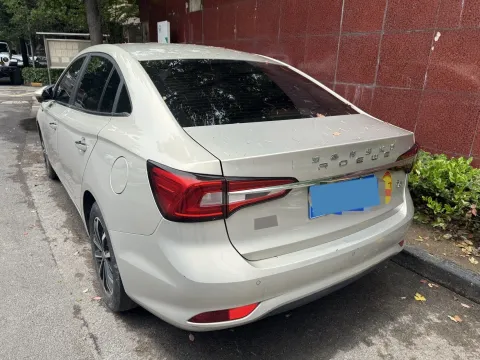 2020 Roewe i5 1.5L 120HP L4 5MT