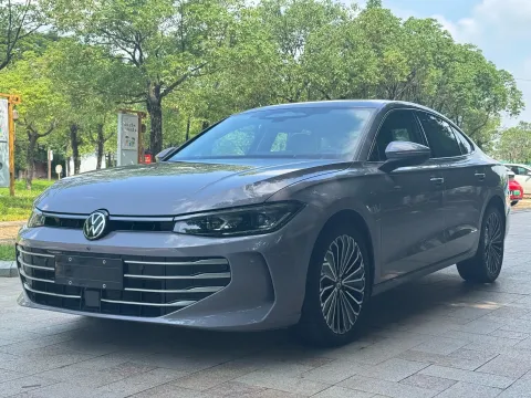 2025 VOLKSWAGEN PASSAT,autocango,china used car exporter,china ev exporter,chinese used car exporter,chinese used ev exporter