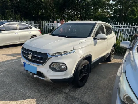 2017 BaoJun 510 1.5L 112HP L4 6MT,autocango,china used car exporter,china ev exporter,chinese used car exporter,chinese used ev exporter