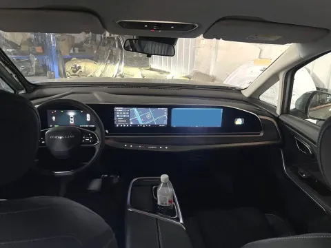 2024 MAXUS DaJia 9 BEV 90KWH