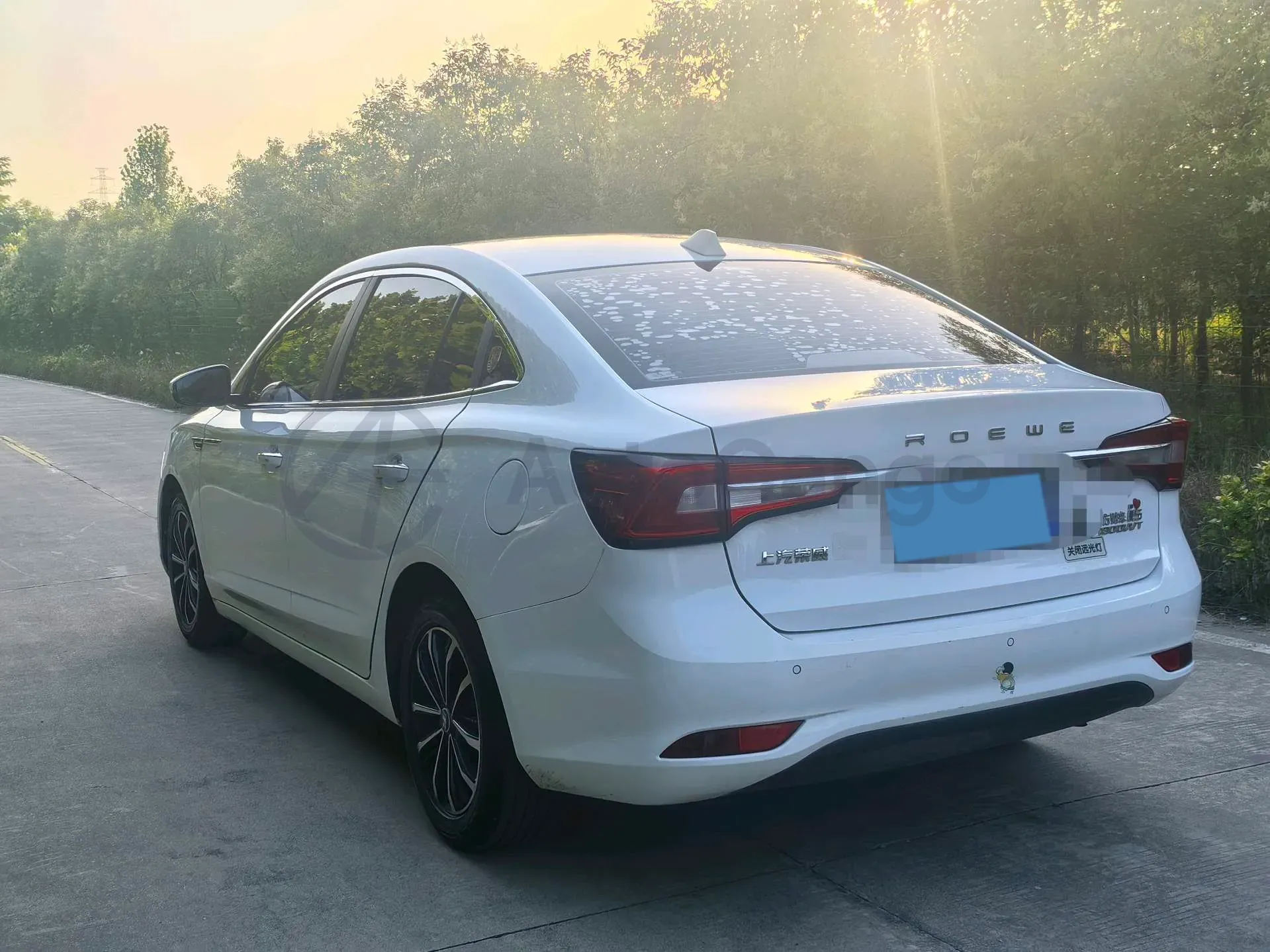 2021 Roewe i5 1.5L 120HP L4 5MT,autocango,china used car exporter,china ev exporter,chinese used car exporter,chinese used ev exporter