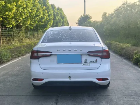2021 Roewe i5 1.5L 120HP L4 5MT