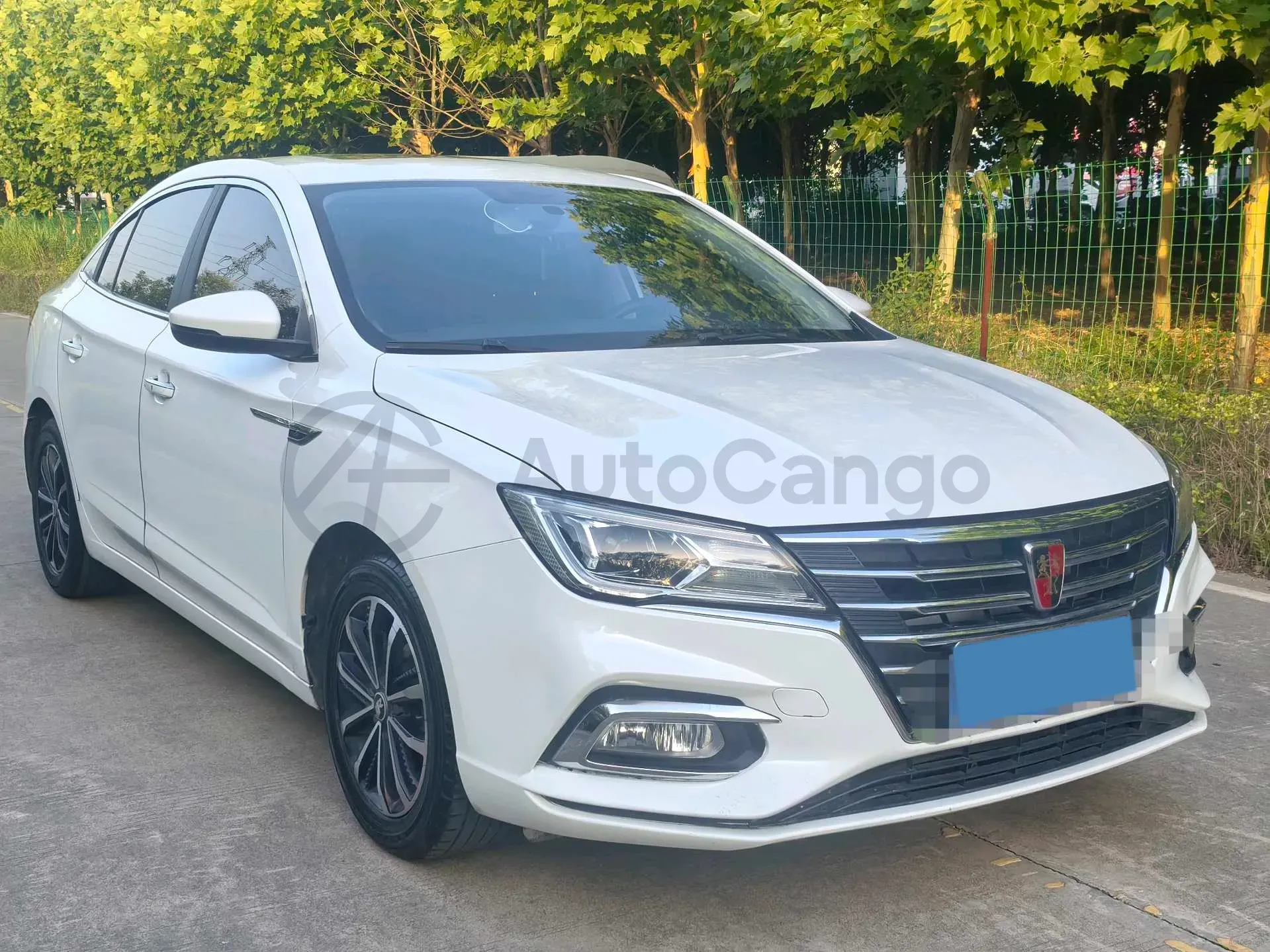 2021 Roewe i5 1.5L 120HP L4 5MT,autocango,china used car exporter,china ev exporter,chinese used car exporter,chinese used ev exporter
