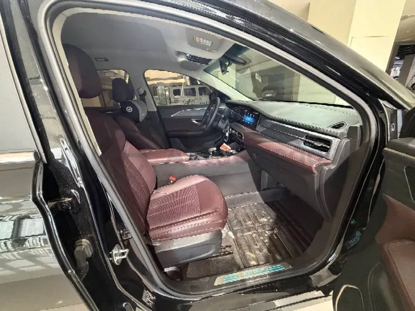 2024 Jetour X90 Plus 1.6T 197HP L4 7DCT,autocango,china used car exporter,china ev exporter,chinese used car exporter,chinese used ev exporter