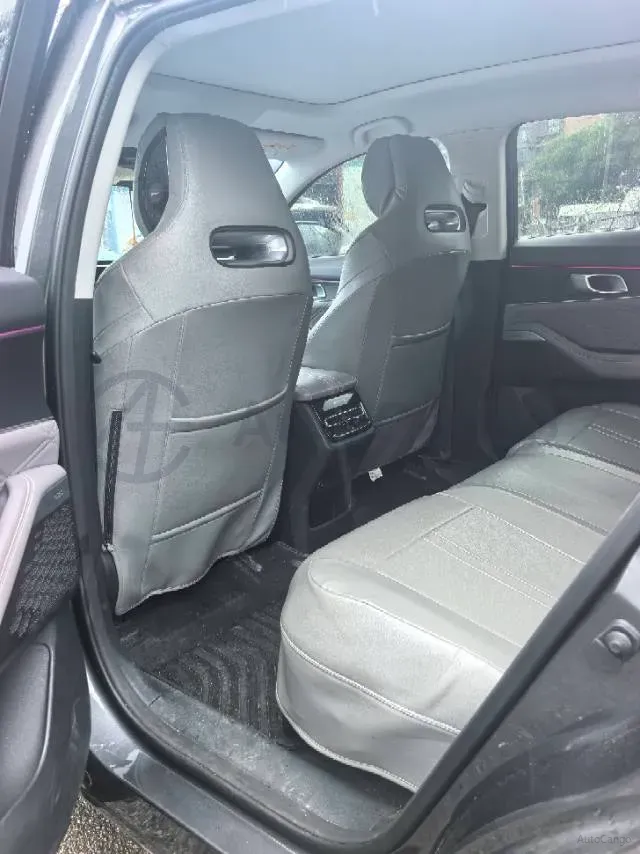 2023 ChangAn UNI-K iDD 1.5T 170HP L4 6TCT PHEV 28.39KWH,autocango,china used car exporter,china ev exporter,chinese used car exporter,chinese used ev exporter
