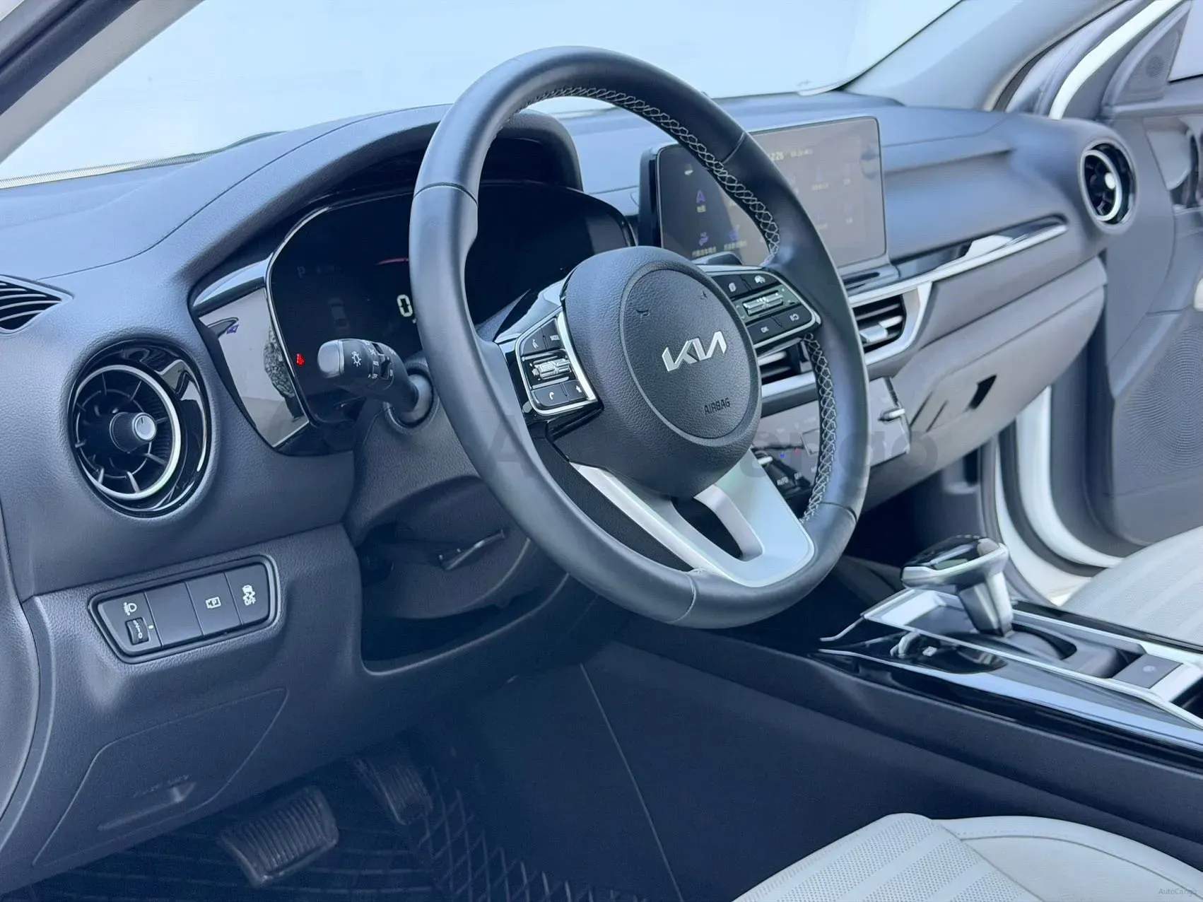 2023 Kia K3 1.5L 115HP L4 CVT,autocango,china used car exporter,china ev exporter,chinese used car exporter,chinese used ev exporter