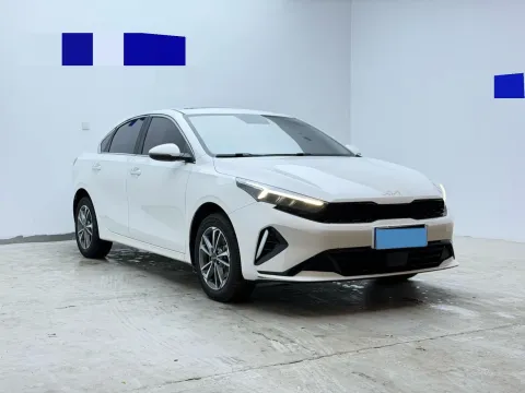 2023 Kia K3 1.5L 115HP L4 CVT