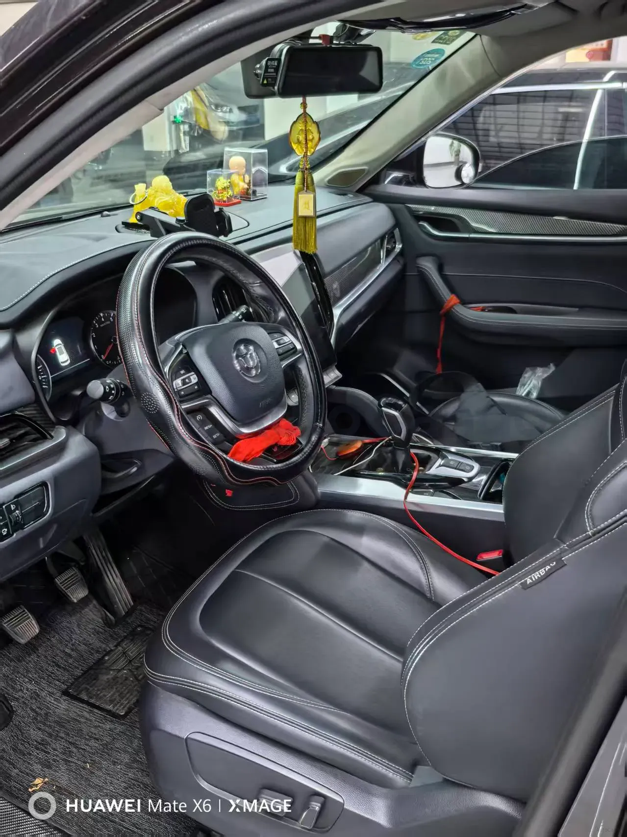 2018 Brilliance Auto V7 1.6T 204HP L4 6MT,autocango,china used car exporter,china ev exporter,chinese used car exporter,chinese used ev exporter