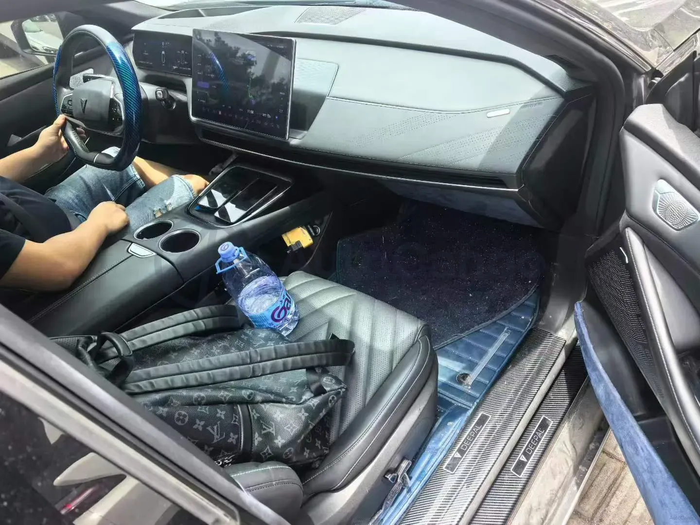 2023 Deepal SL03 1.5L 95HP L4 REEV 28.39KWH,autocango,china used car exporter,china ev exporter,chinese used car exporter,chinese used ev exporter