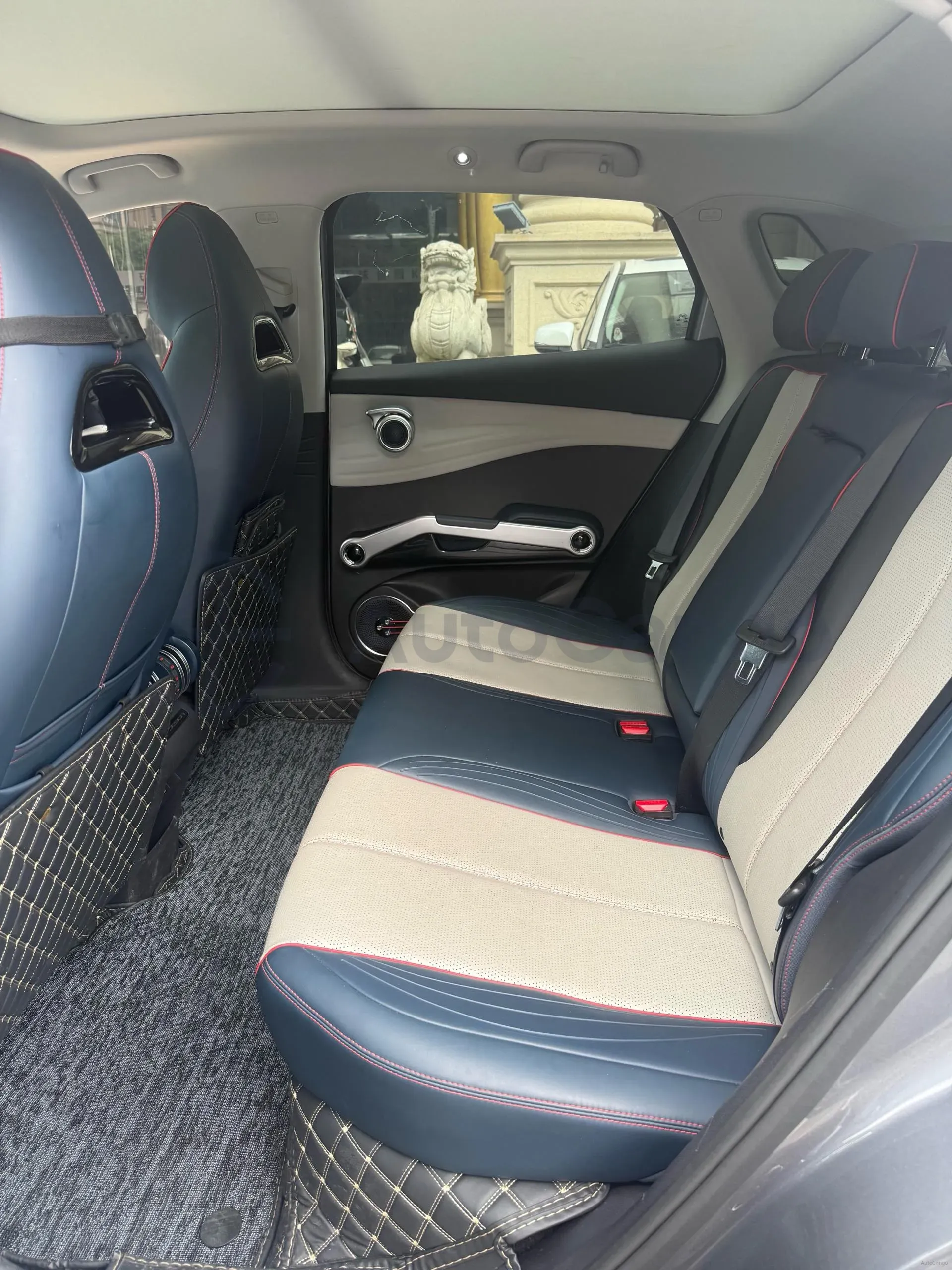 2022 Roewe RX5 MAX 1.5T 181HP L4 6AT,autocango,china used car exporter,china ev exporter,chinese used car exporter,chinese used ev exporter