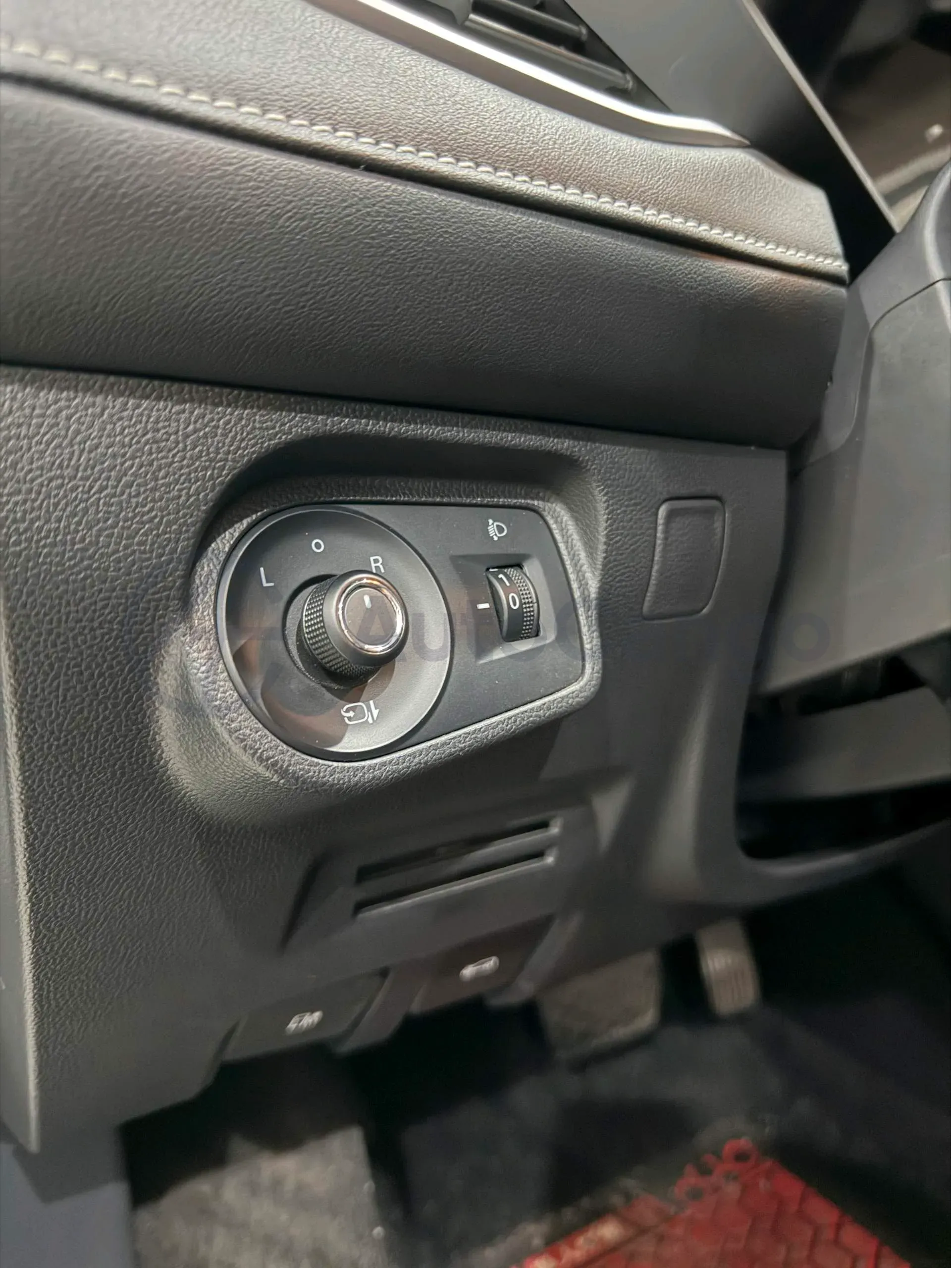 2019 Roewe Ei5 BEV 52.5KWH,autocango,china used car exporter,china ev exporter,chinese used car exporter,chinese used ev exporter