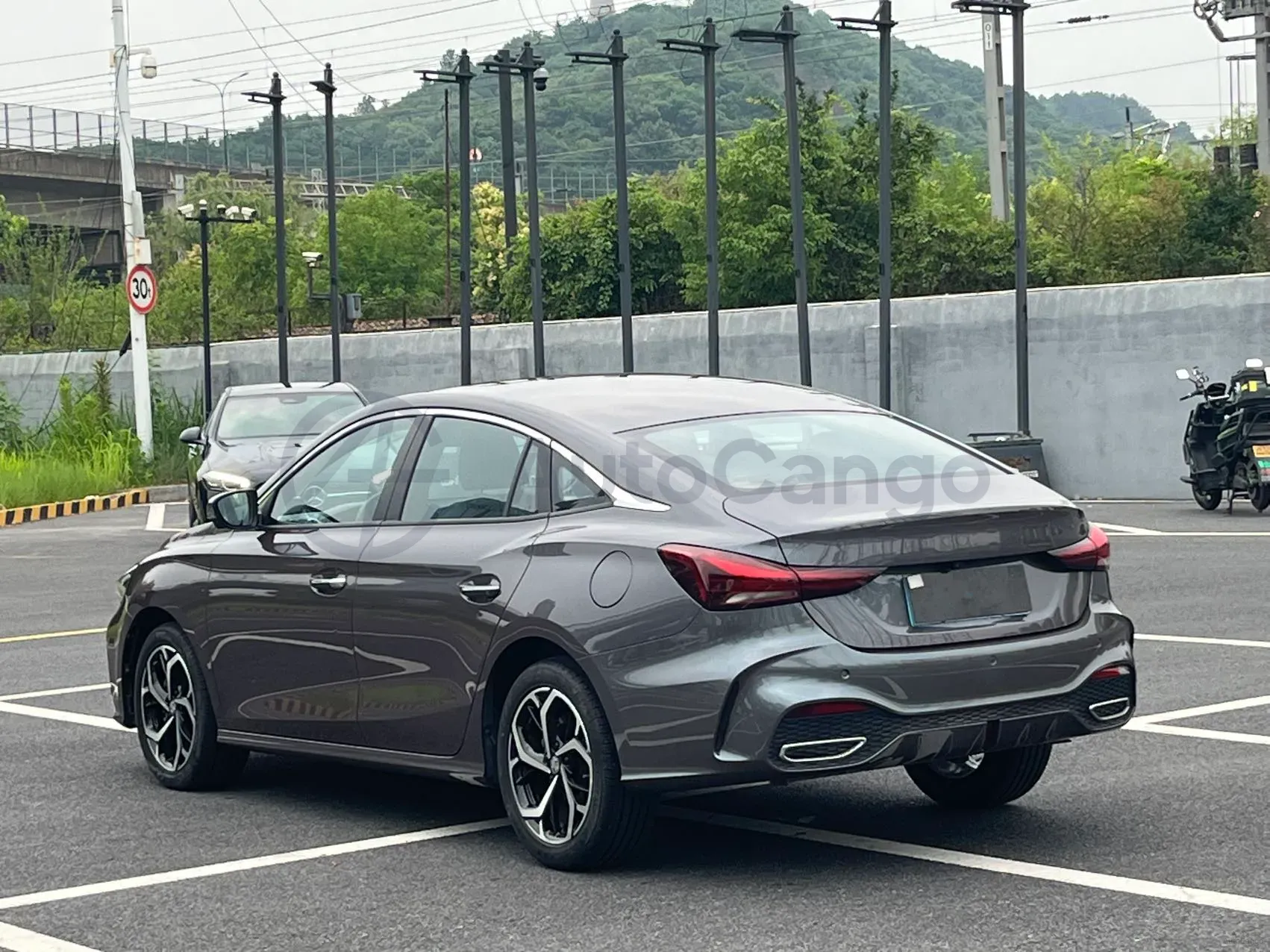2025 MG 5 1.5T 181HP L4 7DCT,autocango,china used car exporter,china ev exporter,chinese used car exporter,chinese used ev exporter