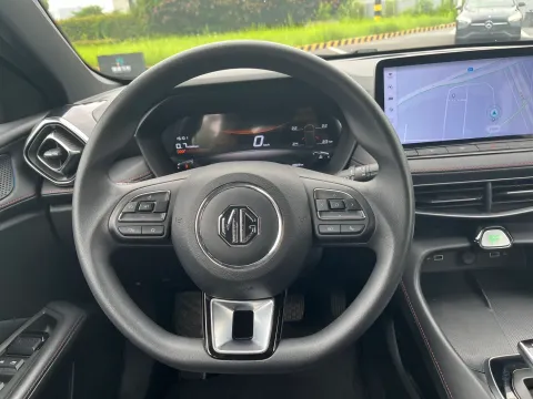 2025 MG 5 1.5T 181HP L4 7DCT