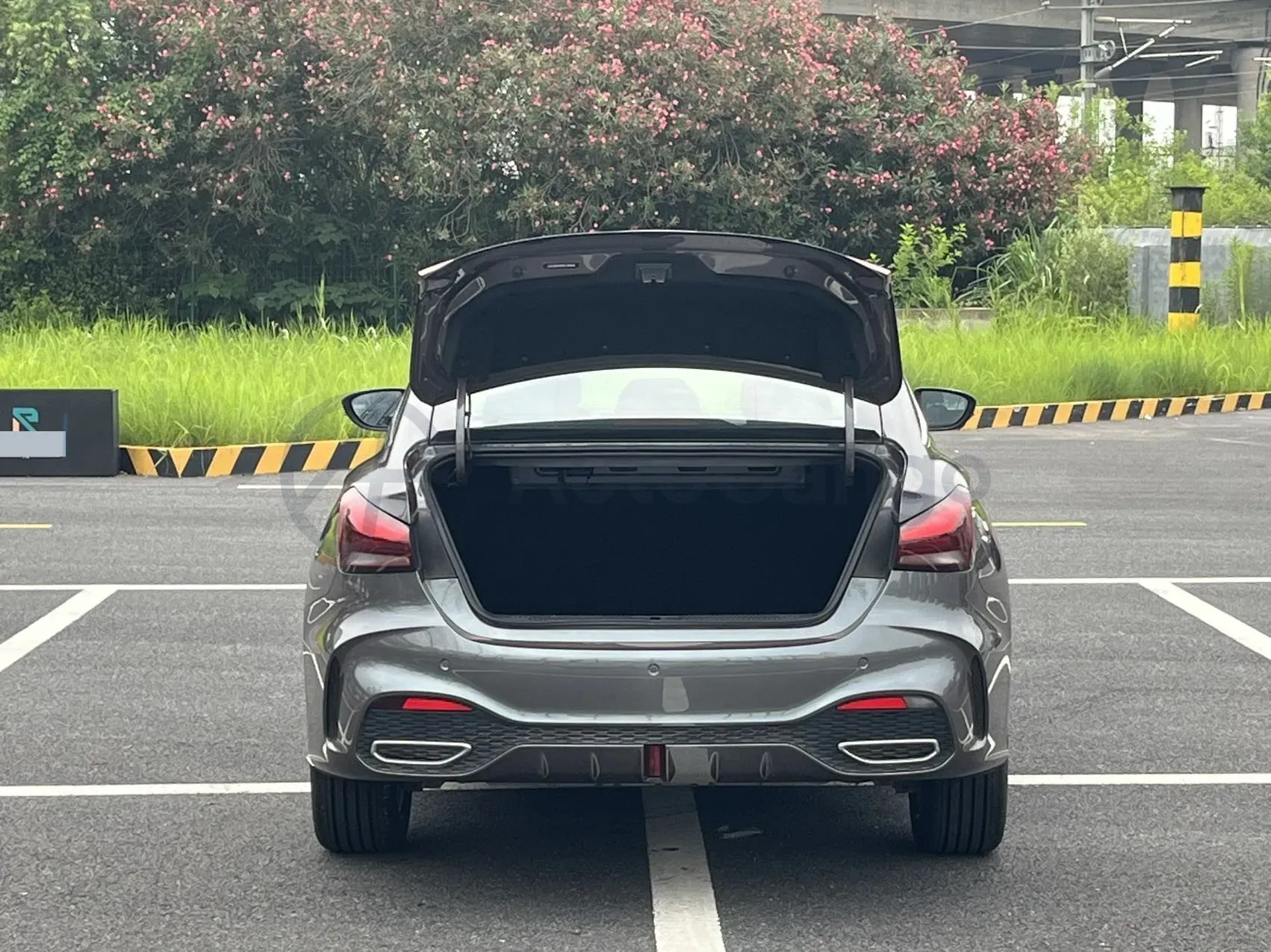 2025 MG 5 1.5T 181HP L4 7DCT,autocango,china used car exporter,china ev exporter,chinese used car exporter,chinese used ev exporter