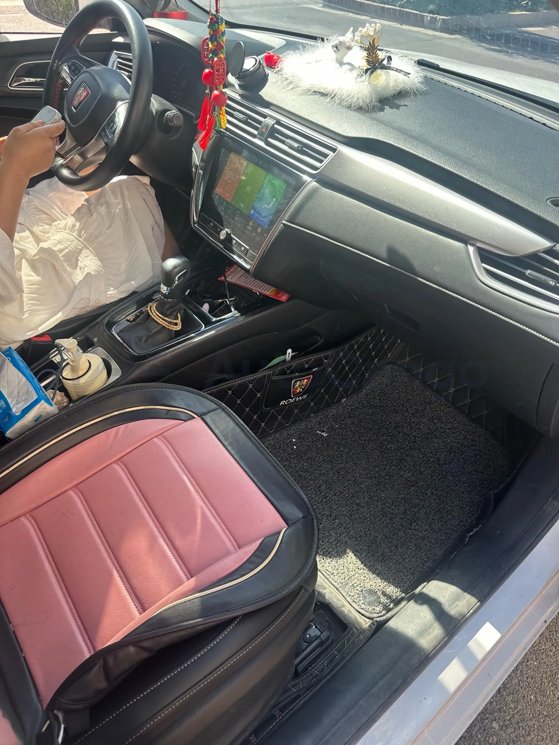 2019 Roewe i5 1.5L 120HP L4 CVT,autocango,china used car exporter,china ev exporter,chinese used car exporter,chinese used ev exporter