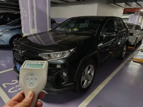 2021 TOYOTA RAV4,autocango,china used car exporter,china ev exporter,chinese used car exporter,chinese used ev exporter