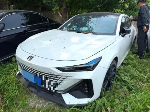 2022 CHANGAN UNI-V,autocango,china used car exporter,china ev exporter,chinese used car exporter,chinese used ev exporter