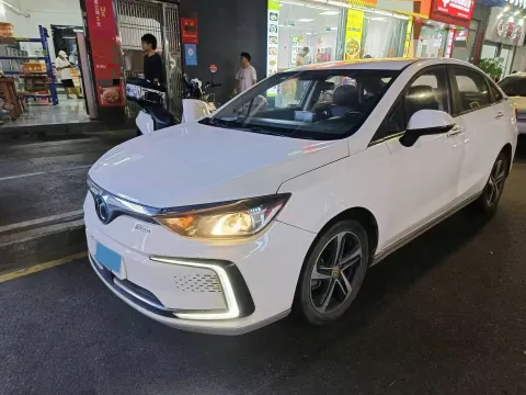 2018 BEIJING AUTO EU5,autocango,china used car exporter,china ev exporter,chinese used car exporter,chinese used ev exporter