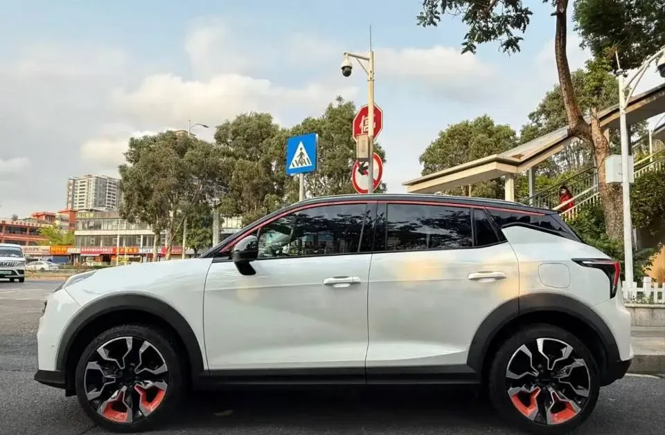 2020 LYNK&CO 06 1.5T 177HP L3 7DCT,autocango,china used car exporter,china ev exporter,chinese used car exporter,chinese used ev exporter