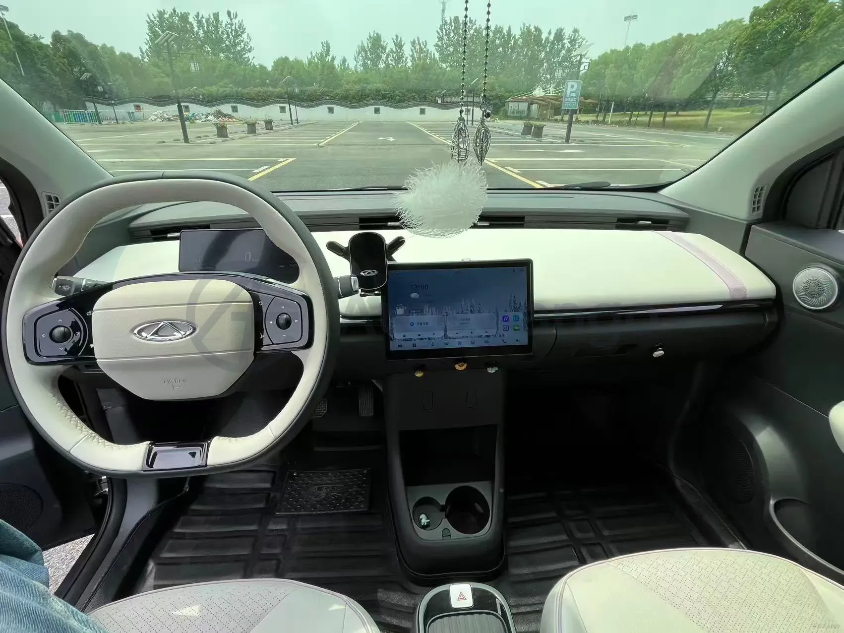 2024 Ruichi Auto EC71 BEV 41.85KWH,autocango,china used car exporter,china ev exporter,chinese used car exporter,chinese used ev exporter